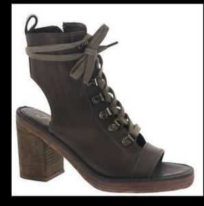 Free People NEW City of Lights Open Toe Bo…